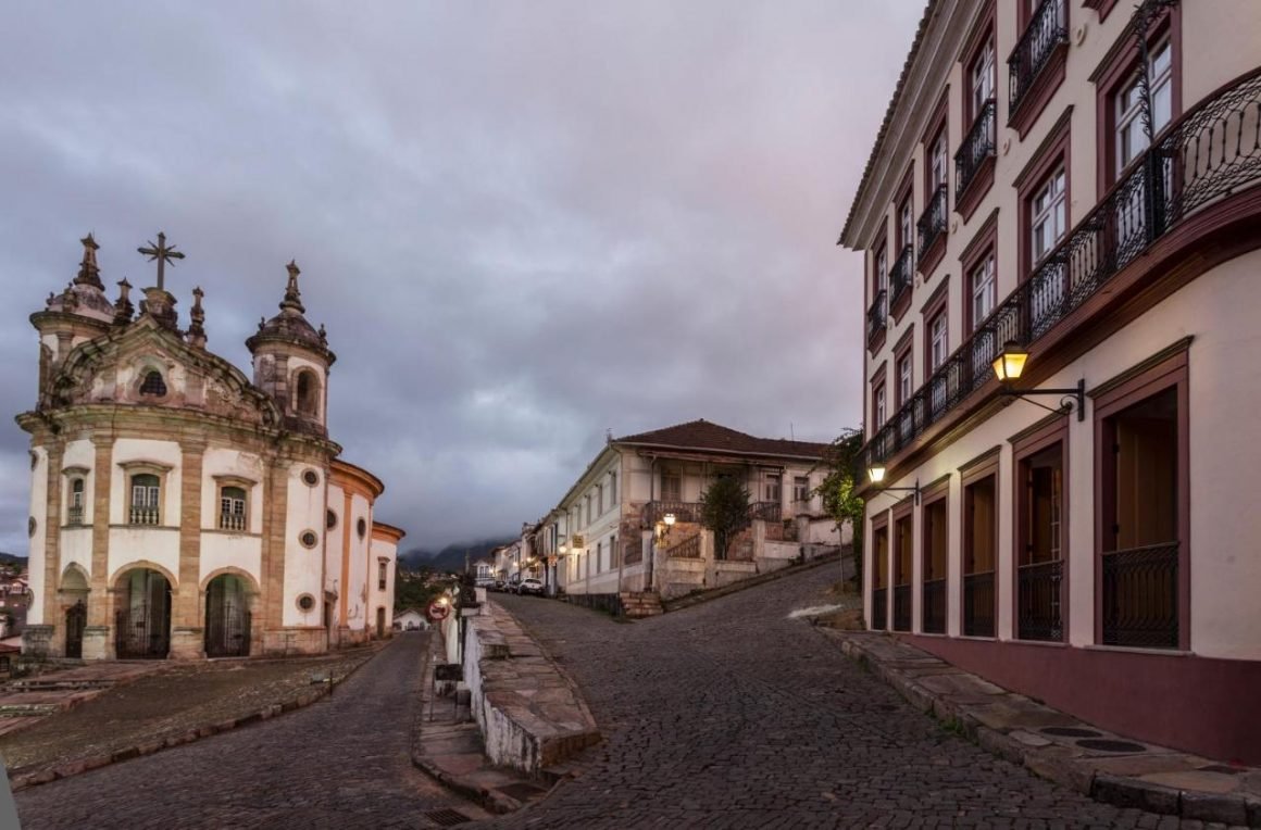 Roteiro da cachaça: Booking.com compartilha estados brasileiros para provar uma dose da bebida nacional