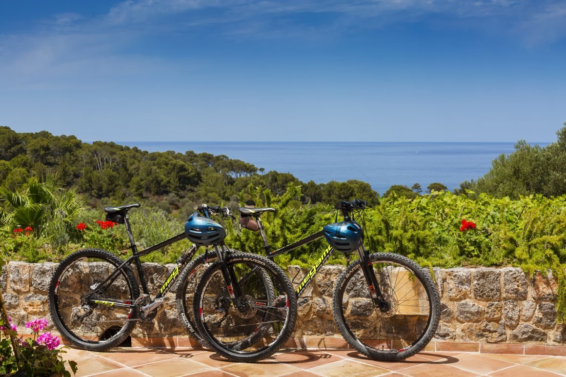 Cycle Tourism: hotelaria de luxo investe em experiências de bicicleta