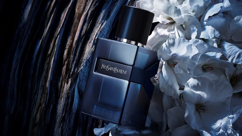 Yves Saint Laurent Beauty Lança Y L’ELIXIR