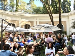 Bazar da Cidade na Casa Museu Ema Klabin