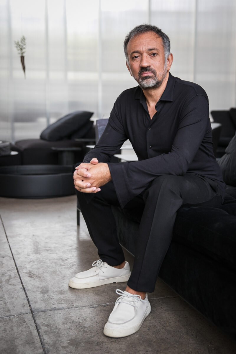 Marcus Ferreira: O designer por trás das marcas Carbono e Decameron