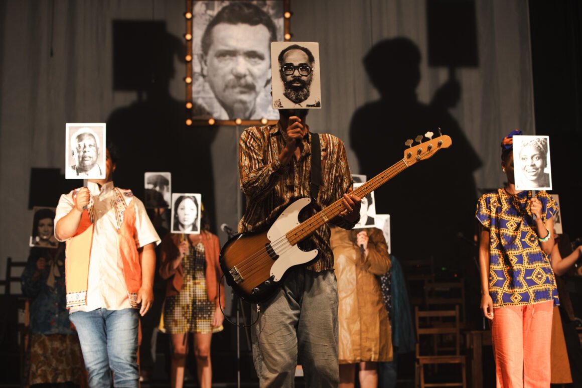 Um grito parado no ar volta aos palcos e conecta 1973 com os desafios culturais de 2025