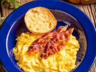 Bom dia com café, música e descontos: o breakfast weekend está de volta!
