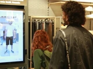 Aramis completa 30 anos e se consolida como referência em Fashion-tech no varejo masculino