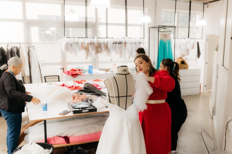 Moda ou arte? Tendência valoriza roupas autorais com conceito e expressão