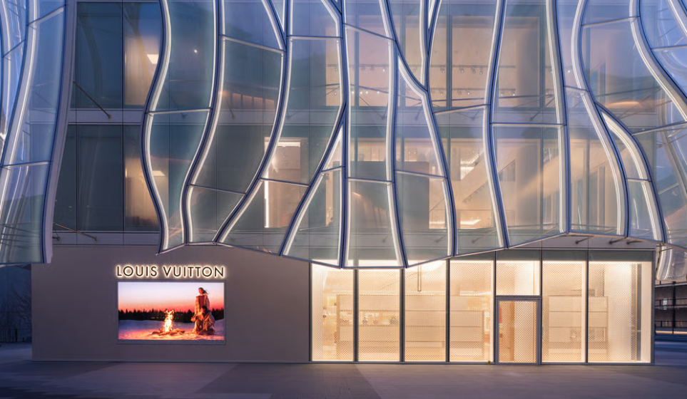 Louis Vuitton inaugura marco arquitetónico e gastronómico em Pequim e reforça aposta da LVMH na China