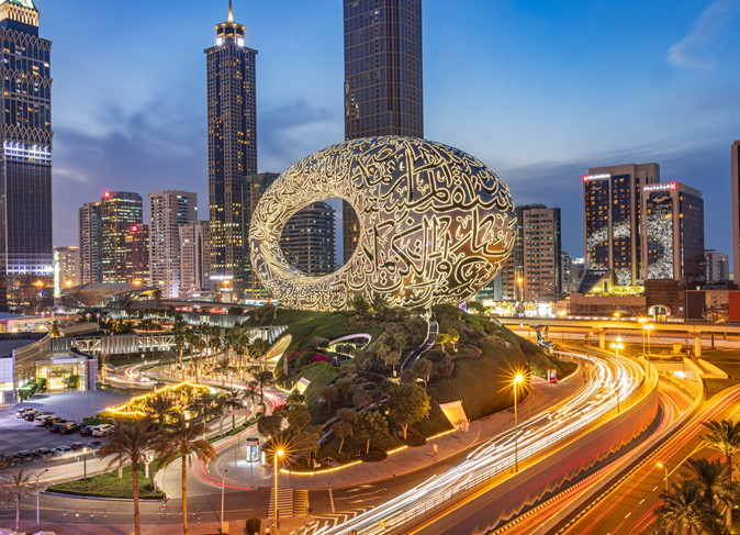 Dubai bate novo recorde de visitantes e acelera rumo a 2026