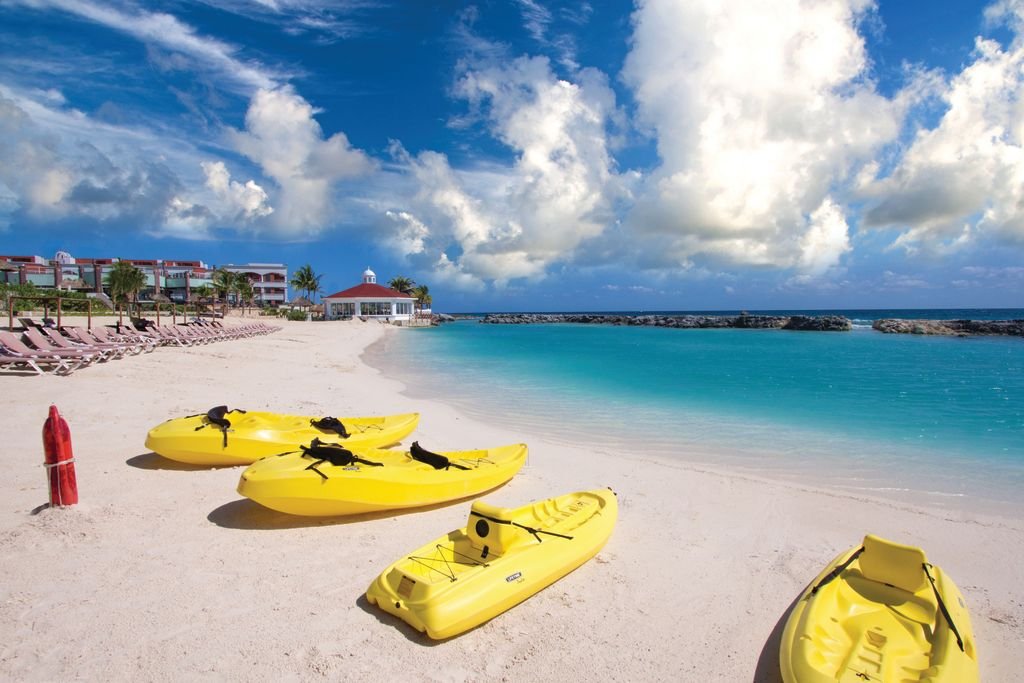 Hard Rock Hotel Riviera Maya aposta em experiências exclusivas para adultos e famílias no verão mexicano