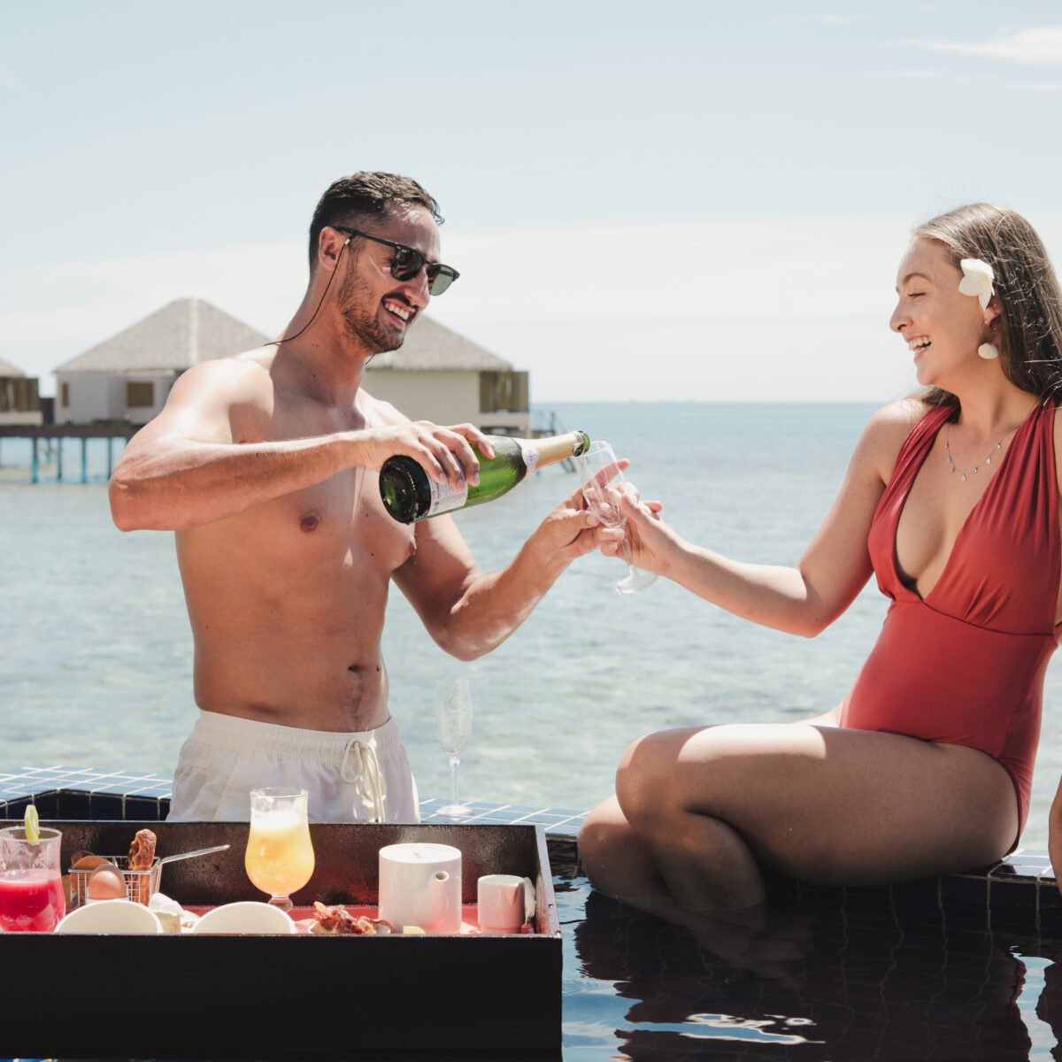 Resort nas Maldivas aposta em conceito adults only para atrair brasileiros em busca de viagens românticas
