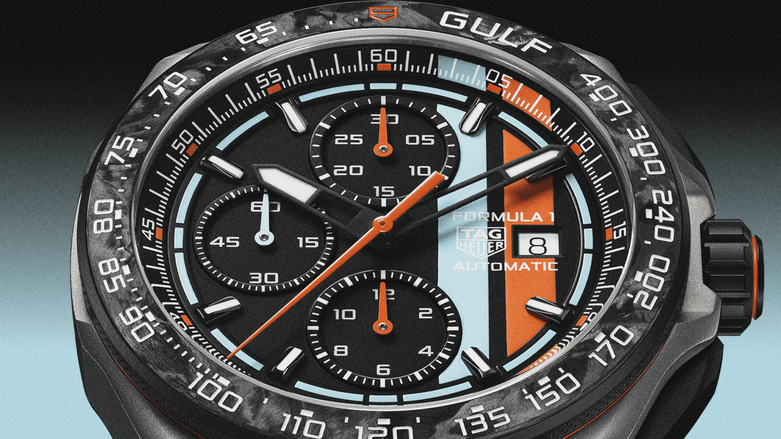 TAG Heuer lança cronógrafo Formula 1 x Gulf inspirado nas lendárias corridas de resistência