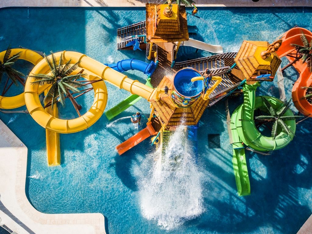 Hard Rock Hotel Riviera Maya aposta em experiências exclusivas para adultos e famílias no verão mexicano