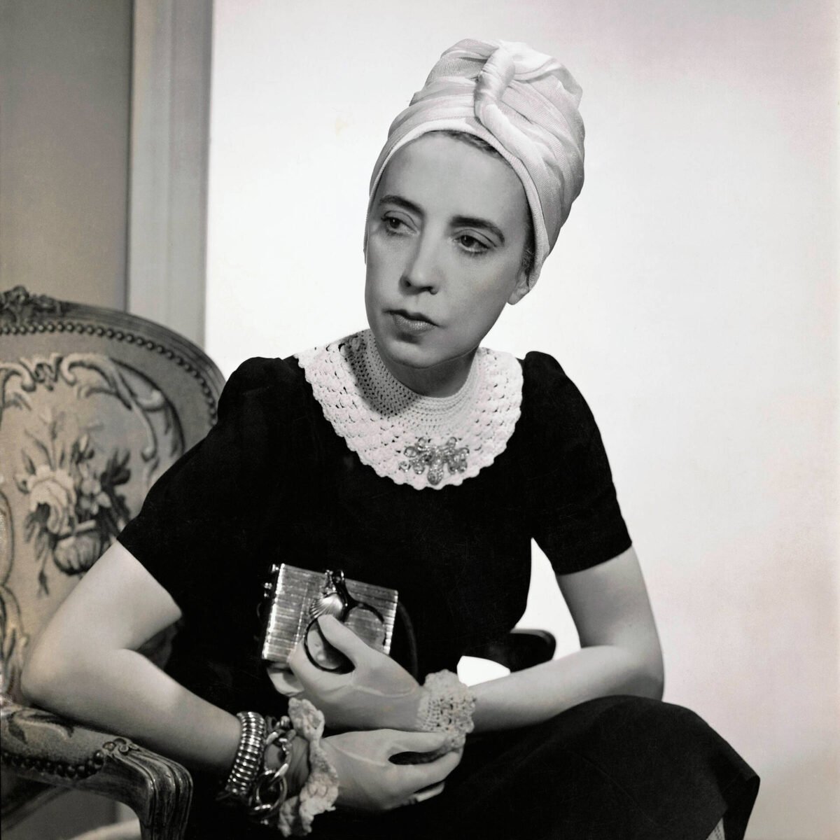 Elsa Schiaparelli: a mulher que colocou o surrealismo no guarda-roupa