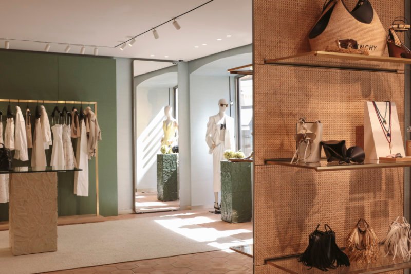 O verão da Givenchy começa na Rue Gambetta