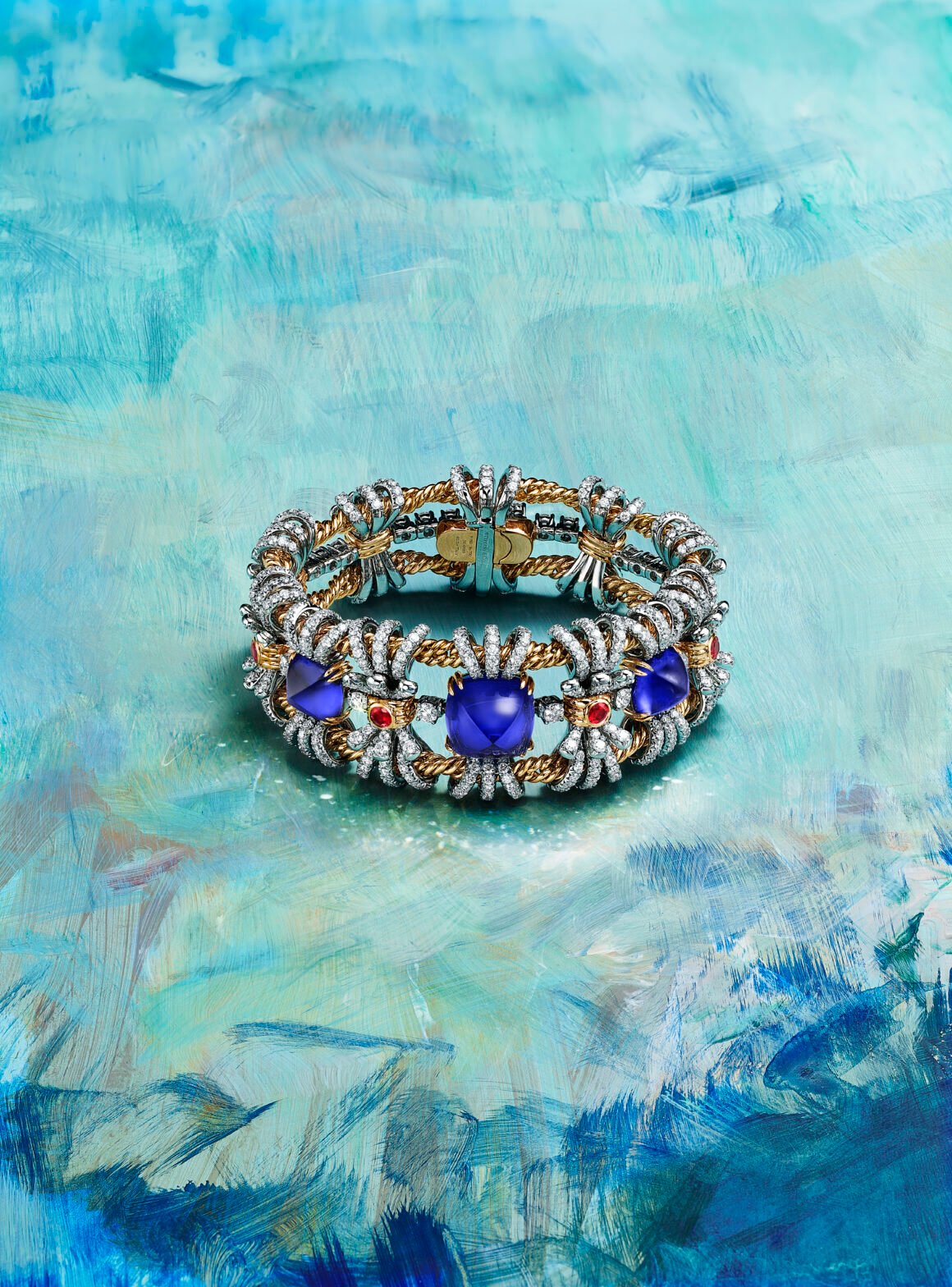 Tiffany & Co. apresenta nova coleção Blue Book inspirada nos jardins secretos da natureza
