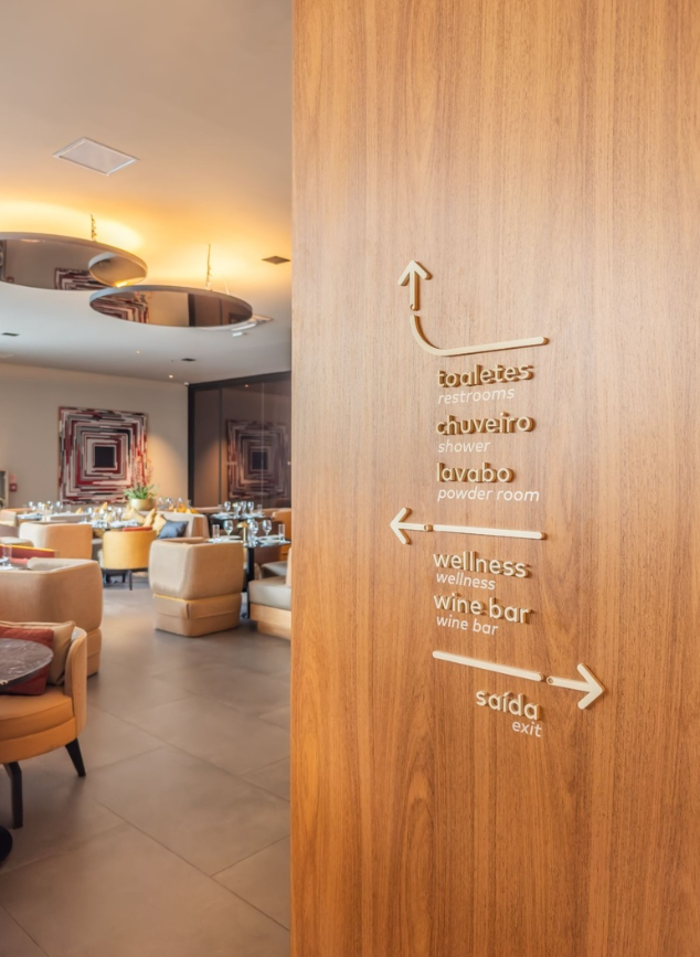 Como o design invisível transforma a experiência dos viajantes na nova Sala Priceless Mastercard em Guarulhos