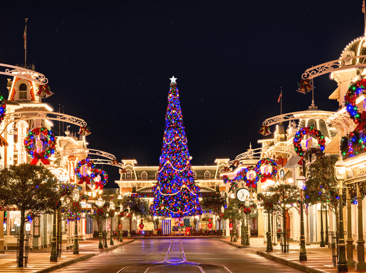 Walt Disney World revela programação especial de Natal e Ano Novo para a temporada 2026