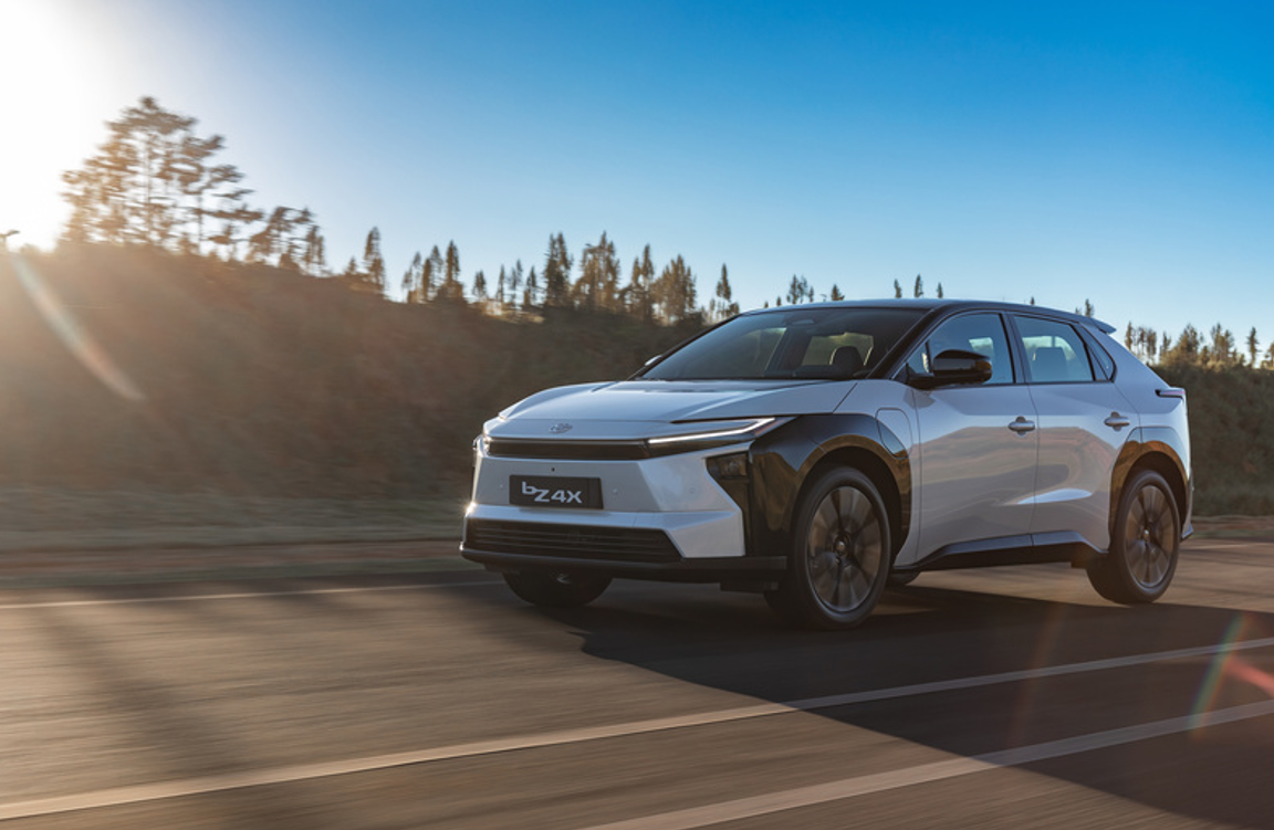 Toyota estreia no segmento de elétricos puros no Brasil com o bZ4X de R$ 419.990