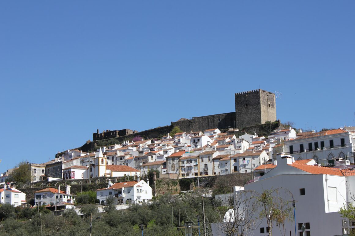 6 cidades e vilas amuralhadas para conhecer no Alentejo