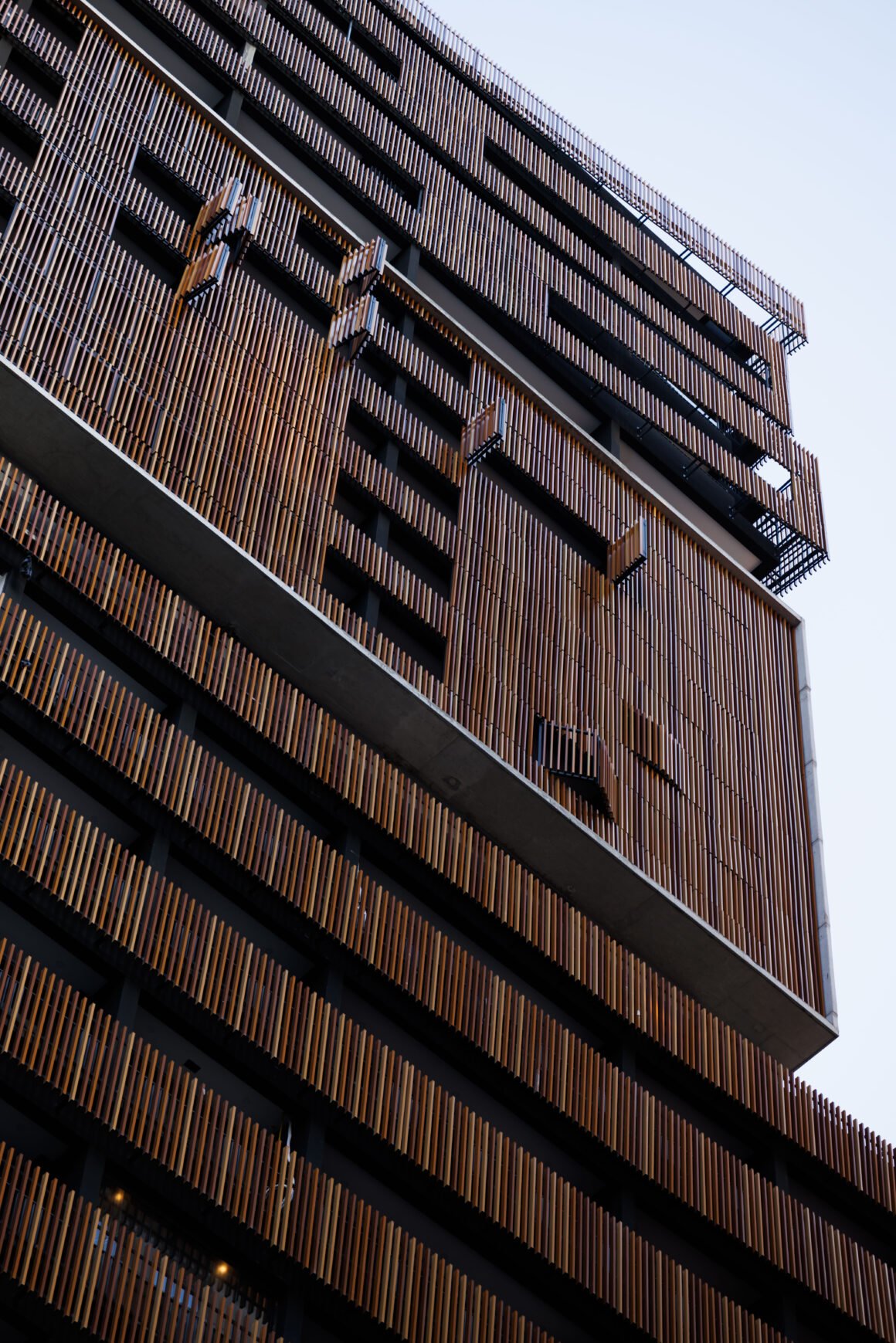 v3rso Jardins: novo hotel do Grupo Emiliano redefine o luxo urbano nos Jardins