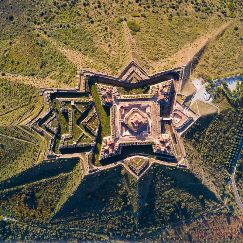 6 cidades e vilas amuralhadas para conhecer no Alentejo