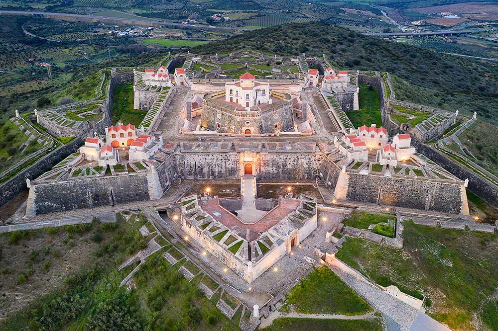6 cidades e vilas amuralhadas para conhecer no Alentejo