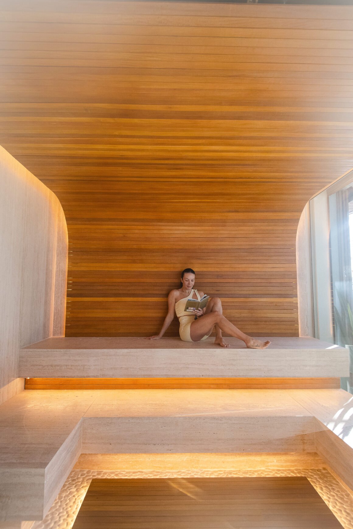 Praia Brava ganha primeiro wellness club privado voltado à longevidade, alta performance e networking