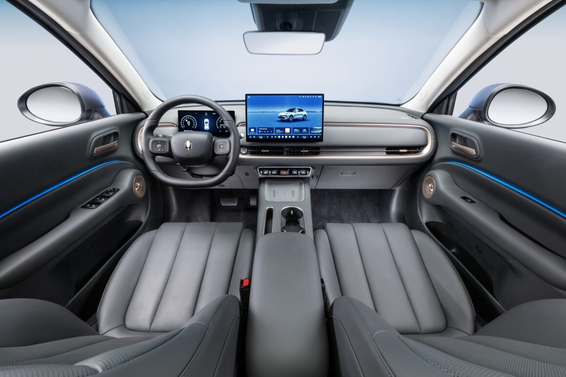 GWM lança ORA 5 no Brasil, seu primeiro SUV 100% elétrico com autonomia de até 435 km