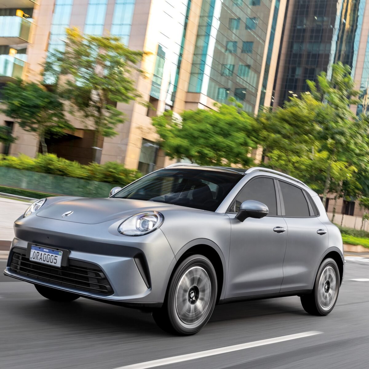 GWM lança ORA 5 no Brasil, seu primeiro SUV 100% elétrico com autonomia de até 435 km