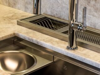 Cozinha inteligente redefine o conceito de luxo nas residências de alto padrão