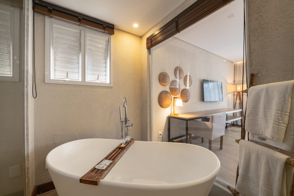 Hotel Ponta de Inhambupe transforma Baixio em refúgio de luxo e reconexão no litoral da Bahia