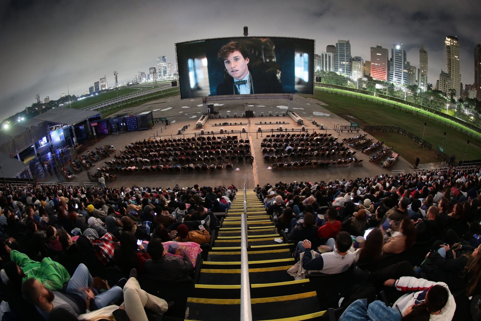 Open Air Brasil retorna a São Paulo com 13 dias de cinema ao ar livre no Jockey Club