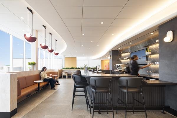 Air Canada inaugura lounge premium inédito em Québec com gastronomia local e design inspirado na cultura canadense