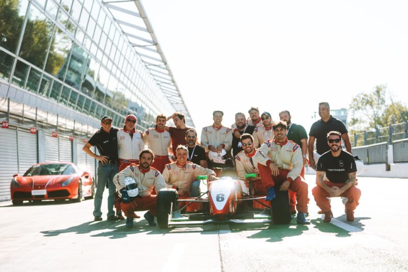 Driveness lança experiência na Itália com Felipe Massa e universo Ferrari