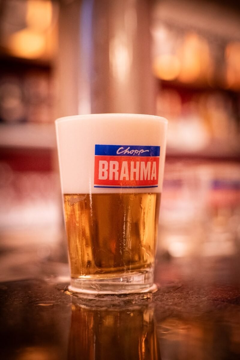 Bar Brahma inaugura nova unidade na Paulista com festa que celebra a boemia paulistana