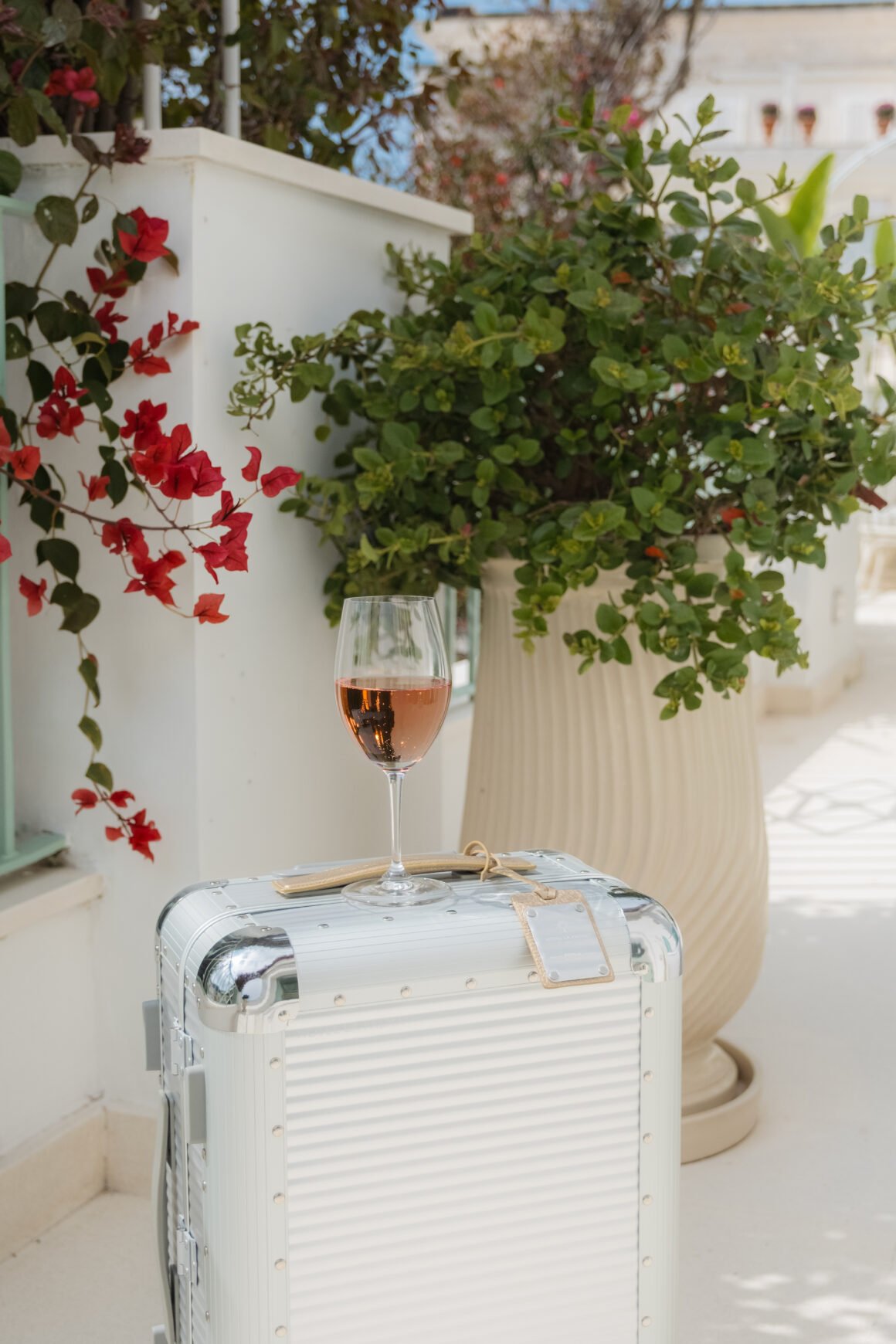 Hotel La Palma transforma temporada em Capri com colaborações exclusivas de moda e design