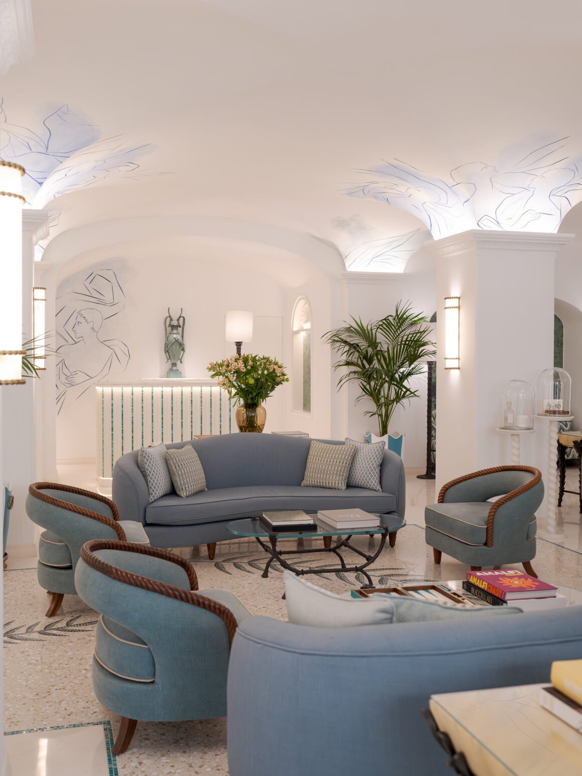 Hotel La Palma transforma temporada em Capri com colaborações exclusivas de moda e design