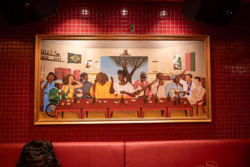 Bar Brahma inaugura nova unidade na Paulista com festa que celebra a boemia paulistana
