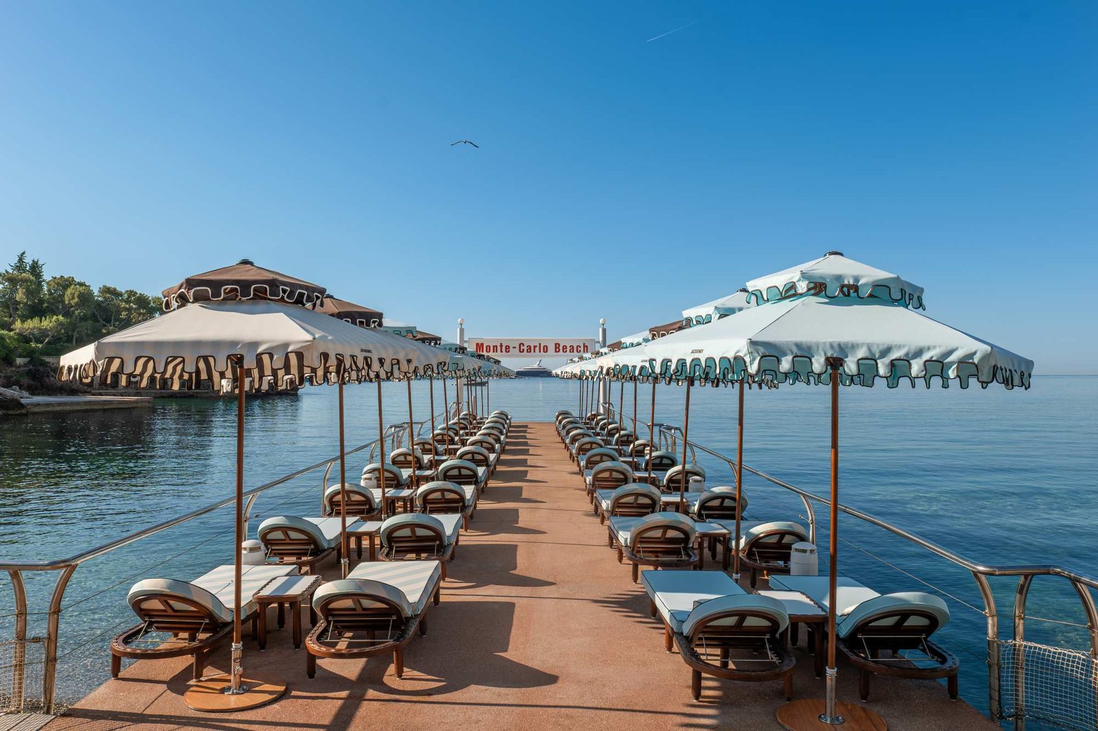Jacquemus leva seu verão mediterrâneo de volta a Monte-Carlo