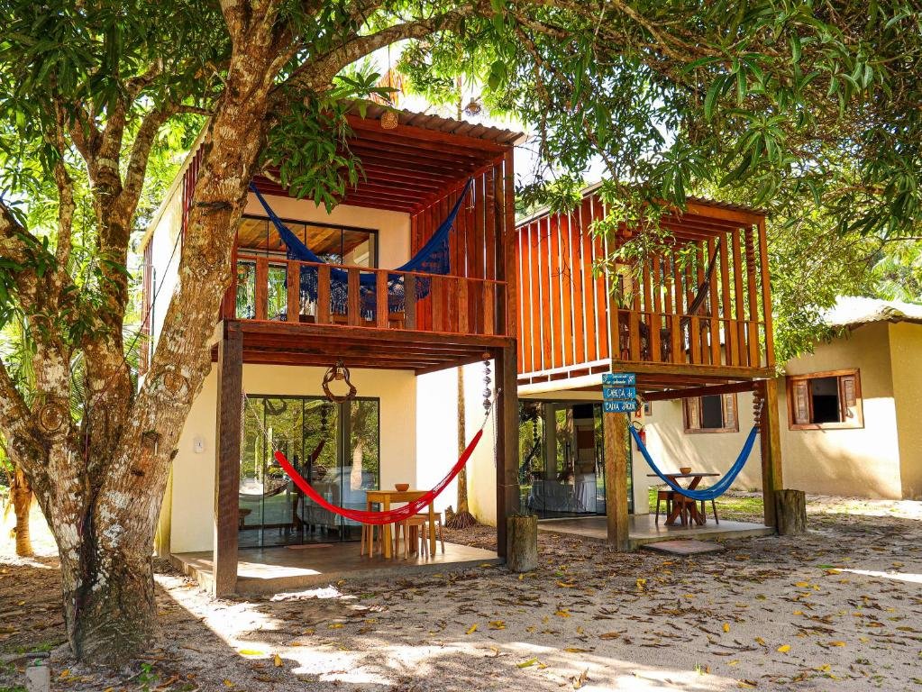Booking.com reúne destinos brasileiros para celebrar o Dia da Amizade em viagens entre amigos