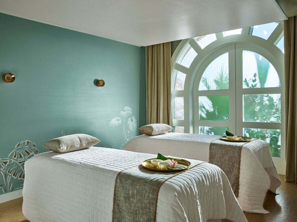 Augustinus Bader estreia tratamentos exclusivos no spa do Beverly Hills Hotel