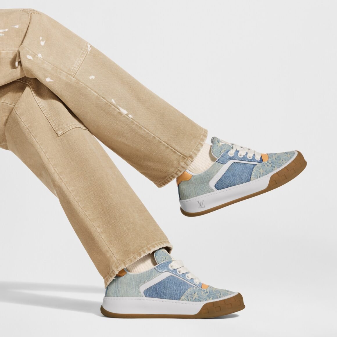 Louis Vuitton reinventa o LV Tilted para 2026