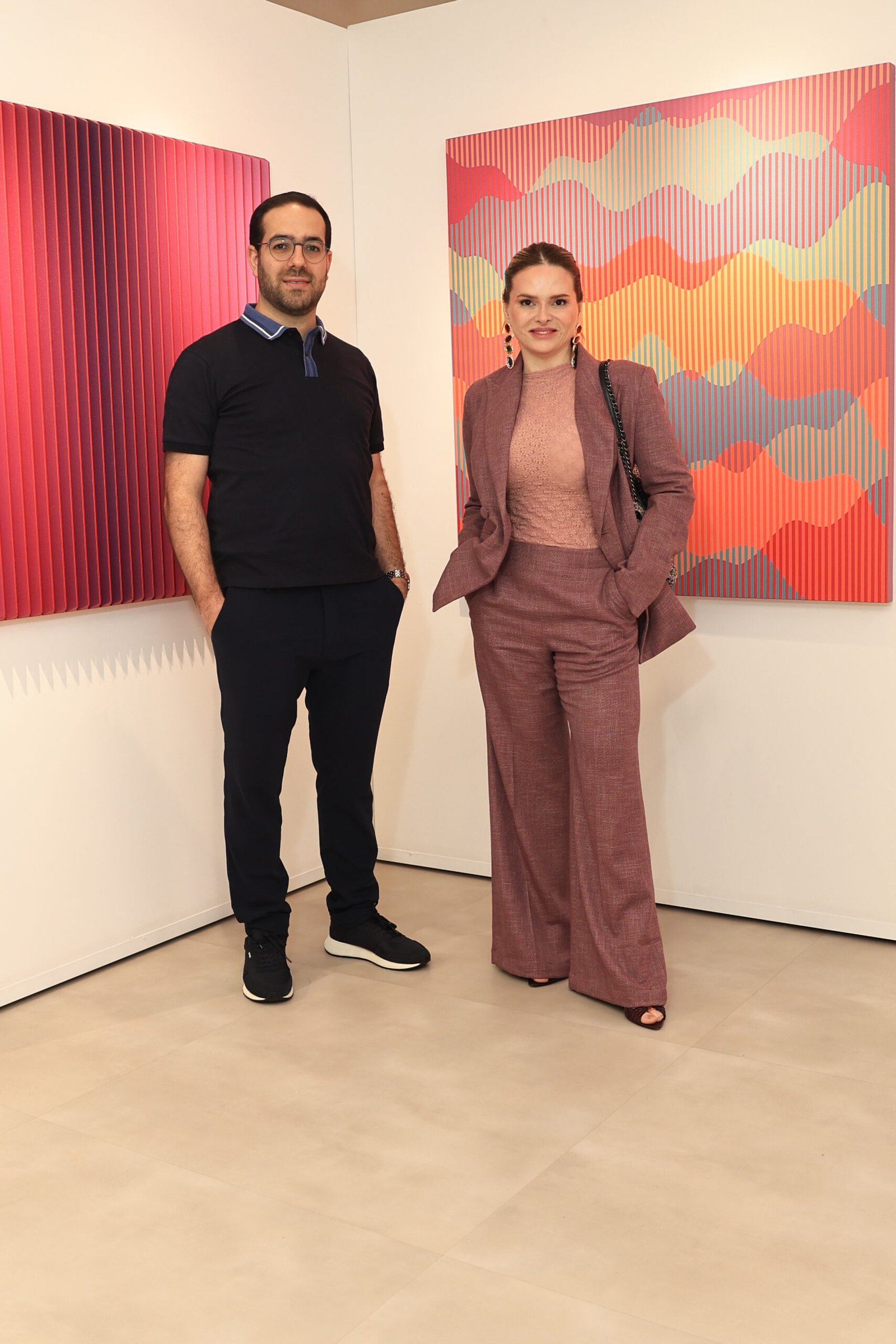 Carol Bassi aproxima moda e arte em encontro com David José