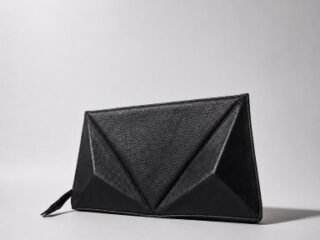 Ryzí transforma geometria em desejo com a nova bolsa Facet