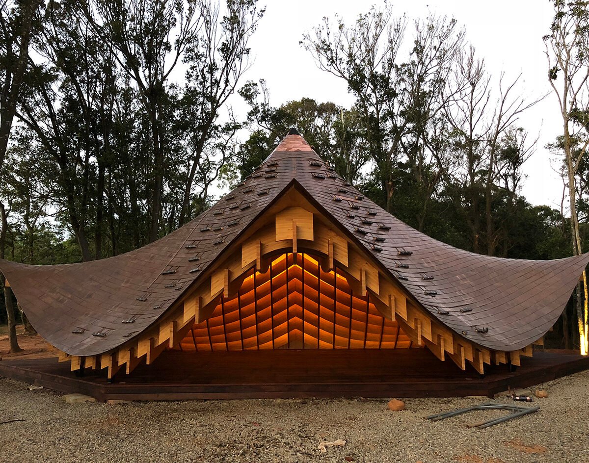 Em Bali, a natureza deixa de ser cenário e passa a definir a arquitetura