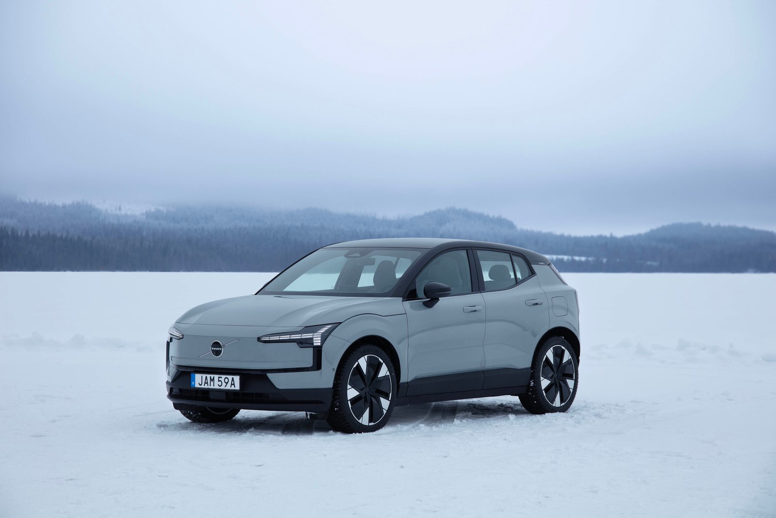 O Volvo EX30 mostra que o novo status automotivo cabe em menos espaço