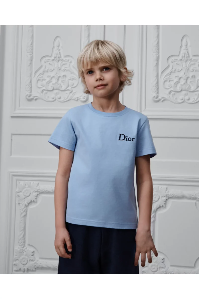 Baby Dior ganha a assinatura de Jonathan Anderson
