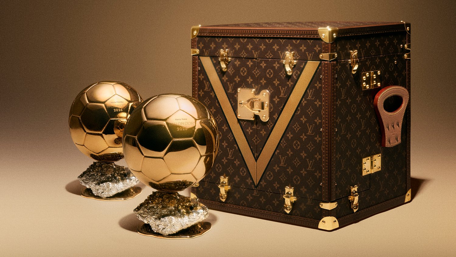 Louis Vuitton leva seus baús à Bola de Ouro 2026 em Londres