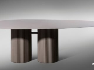 Mesa Marquise, da Galeria das Lonas, com tampo oval e base de pilares canelados