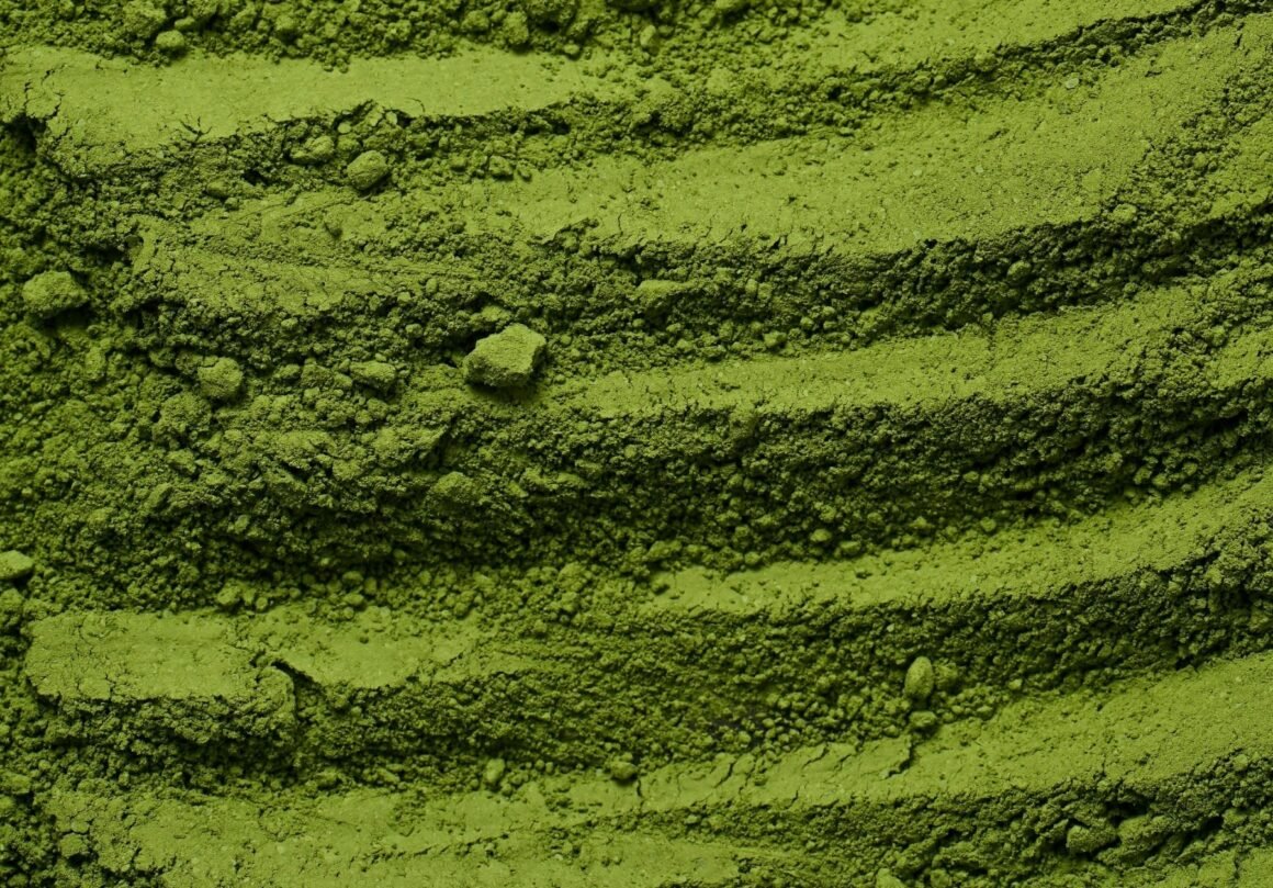 Matcha em pó, ingrediente que ganhou espaço nas sobremesas