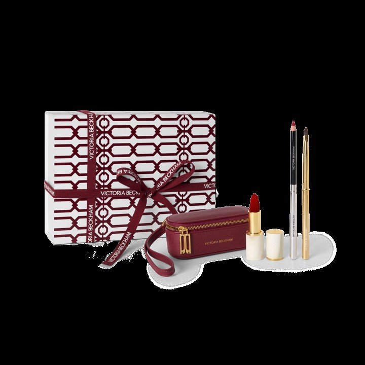 Victoria Beckham Beauty reúne quatro peças em kit de batom vermelho